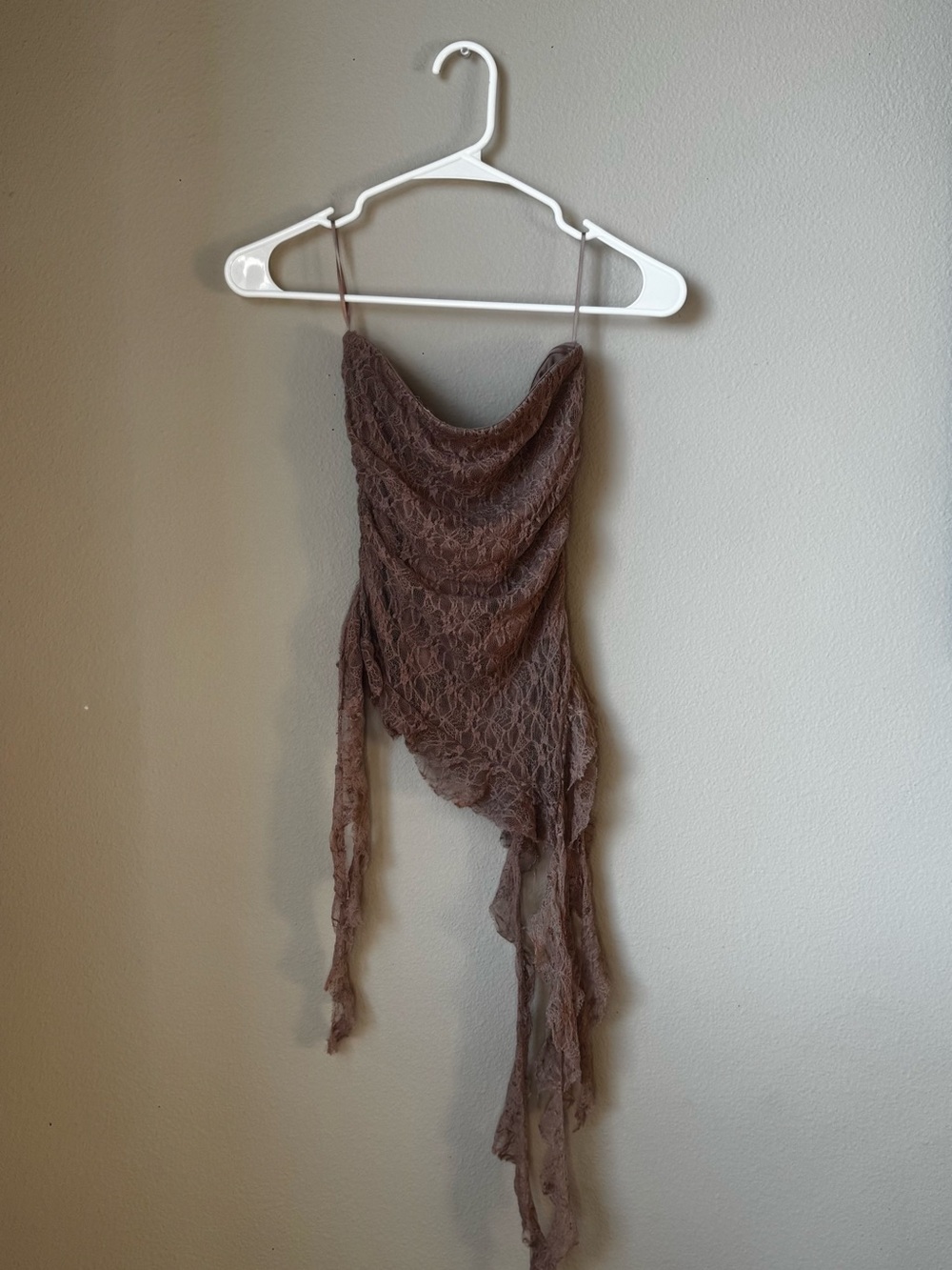 Tan Lace Asymettrical Tube Top with Ruffled Hem Size XS